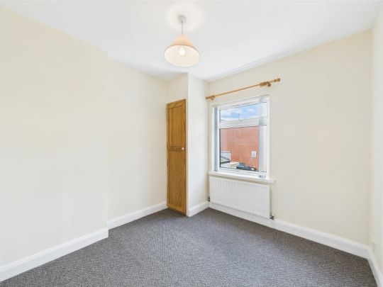 2 Strandburn Street - Photo 1