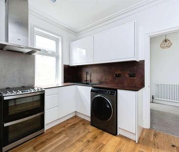 Cranley Gardens, Wallington, Surrey, SM6 - Photo 1