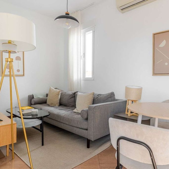 2 room luxury Apartment for rent in Madrid, Spain - Photo 1