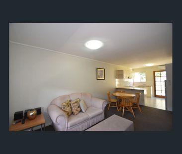 Modern Courtyard Living in a Convenient Centenary Heights Setting - Photo 2