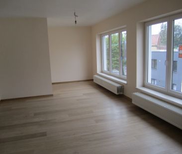 Ruim zonnig gerenoveerd appartement - Photo 4