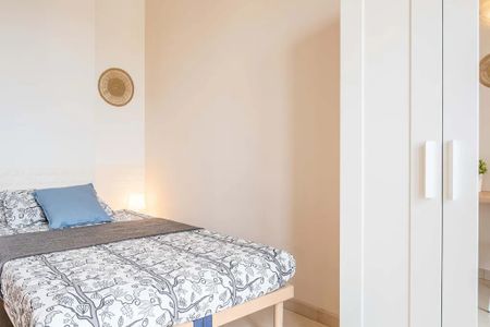 Via Pellegrino Rossi, Milan, Lombardy 20161 - Photo 3