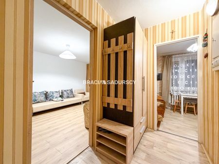 2pok na Białoruskiej, 4 piętro, winda, loggia - Фото 4