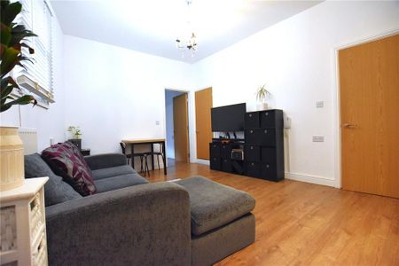 1 bedroom apartment to rent - Photo 4