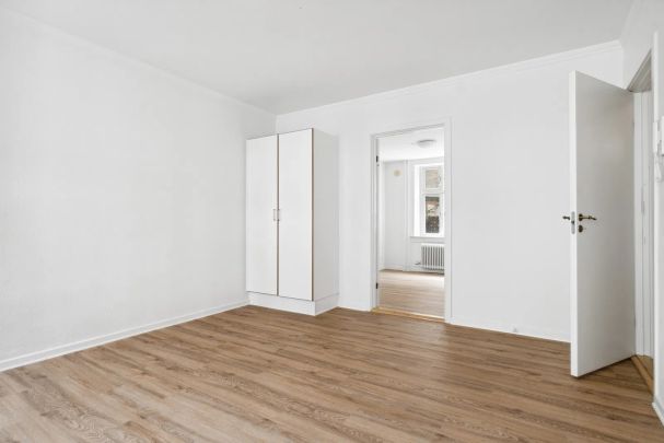 Indbydende 2-værelses lejlighed tæt på Aalborg Banegård - Photo 1