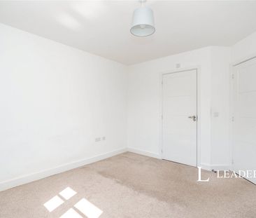 2 bedroom apartment to rent Berkshire House, 26 Coddington Grove, W... - Photo 1