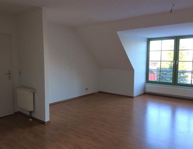 Eine 2-Zimmer-DG-Wohnung mit Ausblick und viel Charme in Brand Erbisdorf zu vermieten - Foto 1