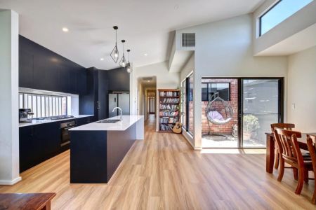 Modern Living Made Easy - Photo 4