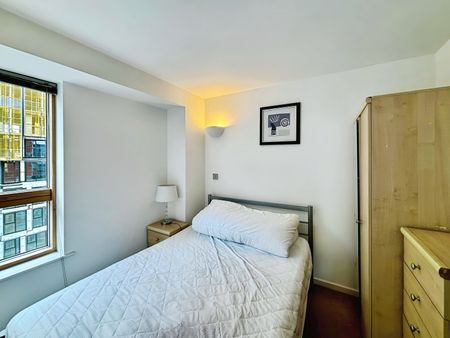 2 bedroom apartment to rent - Photo 4