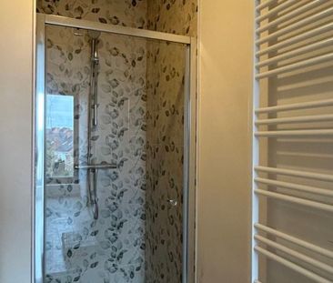 Appartement te huur in Diepenbeek voor € 875 met 1 slaapkamer - Photo 2