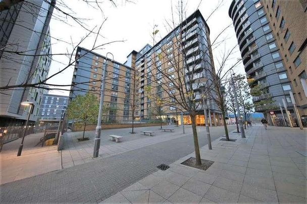 Trentham Court, Victoria Road, North Acton, W3 - Photo 1
