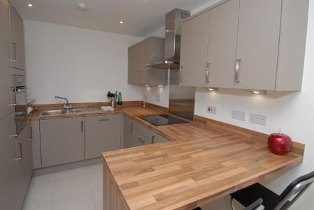 1 bedroom flat to rent - Photo 4