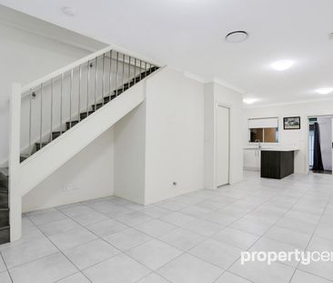 Modern, Spacious Townhouse in Prime Penrith Location - Photo 5