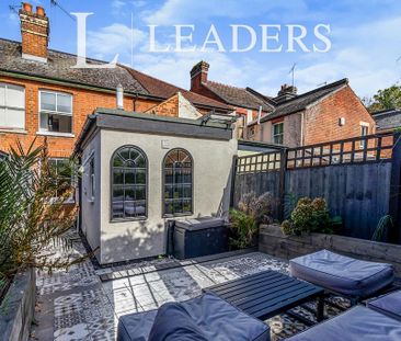 2 bedroom terraced house to rent - Photo 4