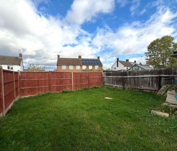 3 bedroom semi-detached house to rent - Photo 6