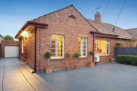 47 Tooronga Road, Malvern East VIC 3145 - House For Rent | Domain - Photo 4