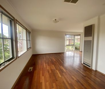 Step into this light filled and spacious family home - Photo 4