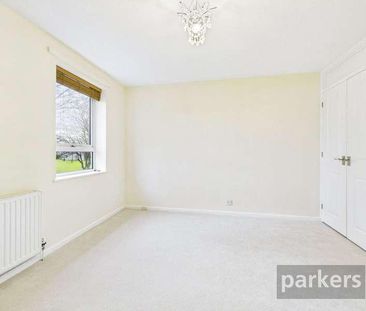 Pensclose, Witney, Oxfordshire, OX28 - Photo 6