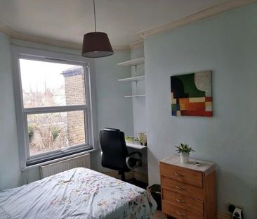 Room in a Shared House, Colchester Road, E10 - Photo 1
