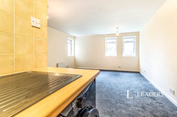 1 bedroom apartment to rent Teston House, Tonbridge Road, Maidstone, ME18 - Photo 1