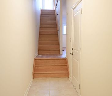 Townhouse For Lease | E8075448 - Photo 6