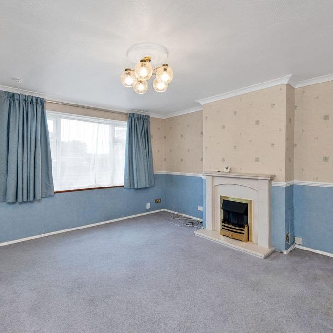 3 bedroom semi-detached house to rent - Photo 1