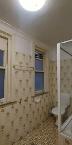 Modern Inner-City Living 2-Bedroom Apartment in Potts Point - Photo 4