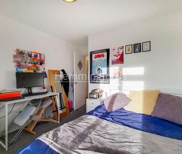 Essex Road, Angel, N1 - Photo 2