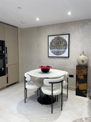 2 bed flat to rent in Linear Place, London, SW11 - Photo 5