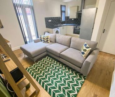 Thornes Road, L6 - Photo 3