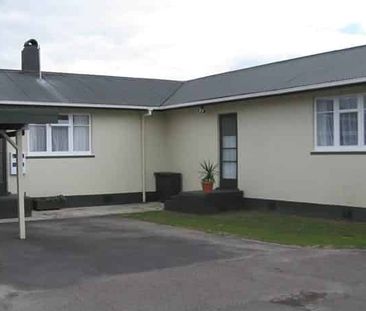 Spacious 3-Bedroom Home with Fenced Yard & Great Living Spaces - Photo 3