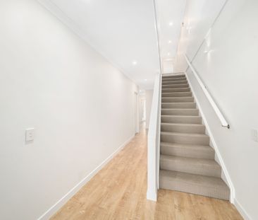 STYLISH TOWNHOUSE IN THE HEART OF NORTH LAKES - Photo 6