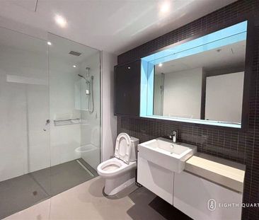 Two bedroom Apartment in Parkville - Photo 4