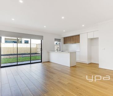 The Perfect Townhouse! - Photo 3