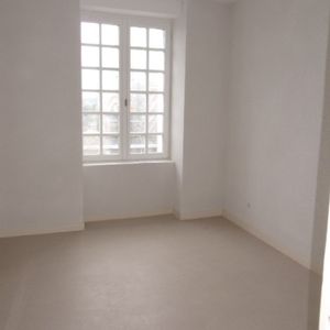 Location Appartement 2 pièces 35m² LA FERTE MACE 61600 - Photo 2