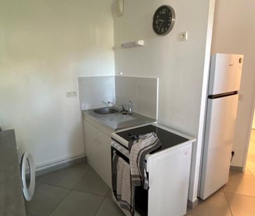 Location Appartement 2 pièces 40m² LISIEUX 14100 - Photo 3