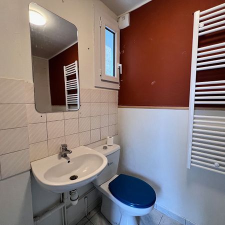 Charmant appartement T1 à louer à Recologne, idéalement situé ! - Photo 3