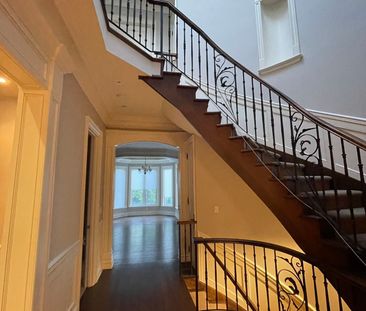 For Lease - 135 Florence Avenue, Toronto, Ontario - Photo 3