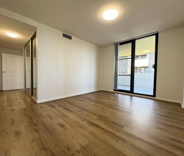 Spacious 2 bedroom apartment for lease - Timber floor, fresh paint ... - Photo 6