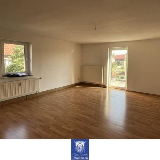 Sehenswerte Wohnung mit viel Platz ... groÃer Balkon ... EBK ... Tageslichtbad mit Wanne! - Foto 1