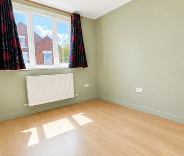 2 bed Flat for Rent - Photo 6