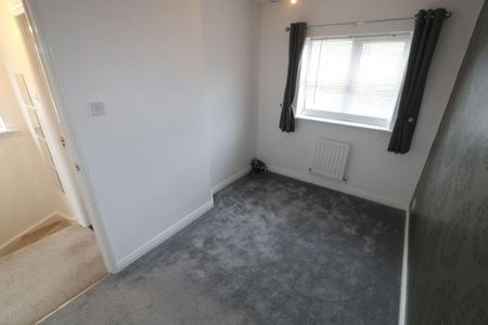 2 bedroom semi-detached house to rent - Photo 3