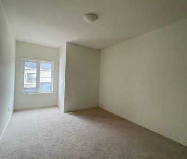 For Lease - 259 Clockwork Drive, Brampton, Ontario - Photo 2