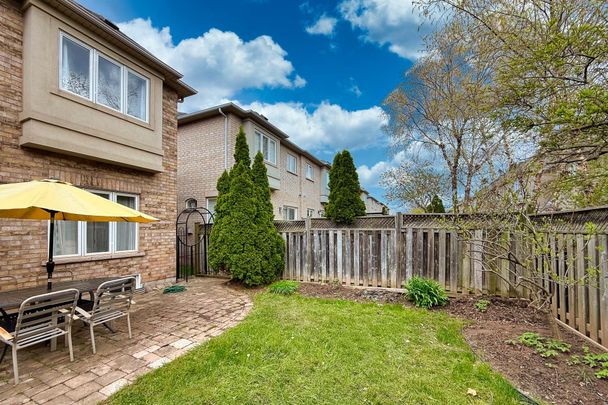 For Lease - 2445 Felhaber Crescent, Oakville, Ontario - Photo 1