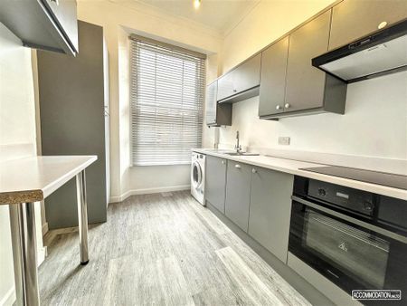 1 bedroom flat to rent - Photo 5