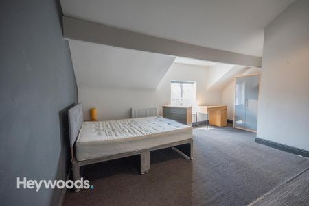 1 bedroom house of multiple occupation to rent - Photo 3