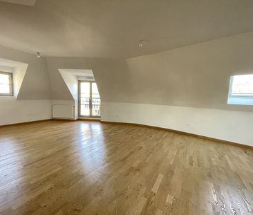 Location Appartement 3 pièces 71m² - Photo 6