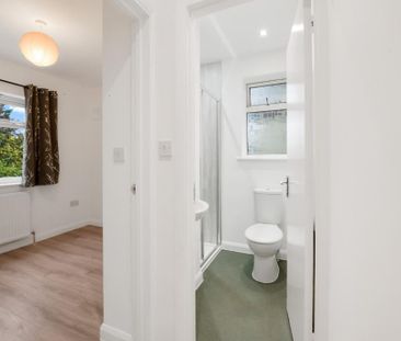 3 bedroom semi-detached house to rent - Photo 3