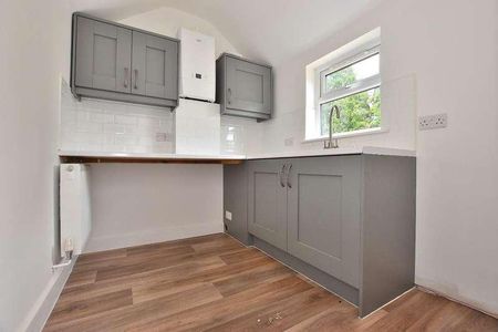 Duton Hill, Dunmow, CM6 - Photo 4