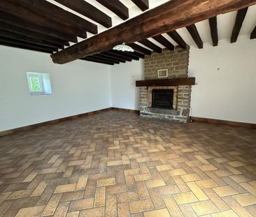 Location Maison 82m² ATHIS VAL DE ROUVRE 61430 - Photo 1